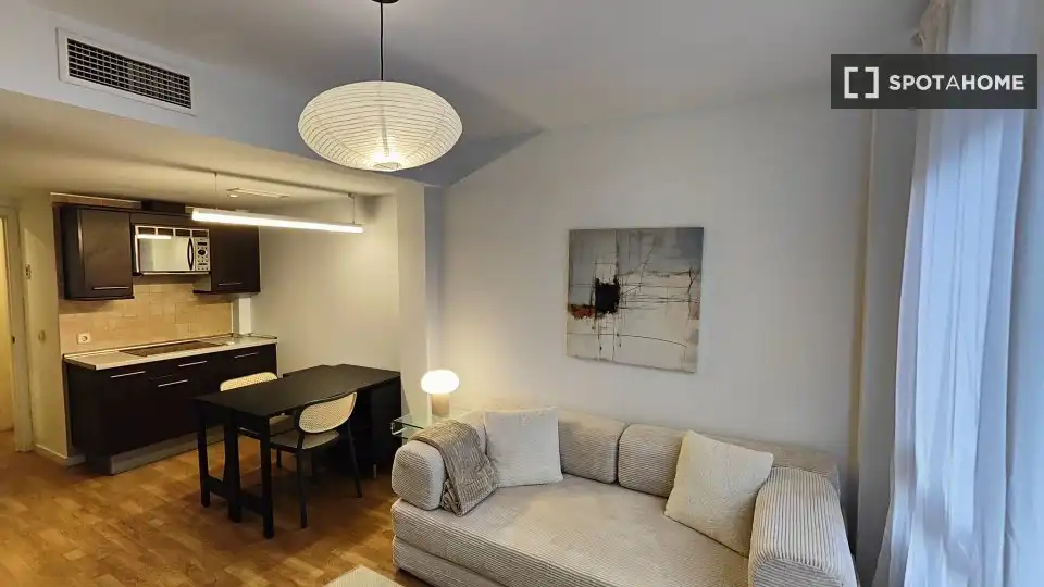 Appartement à louer à Tetuán