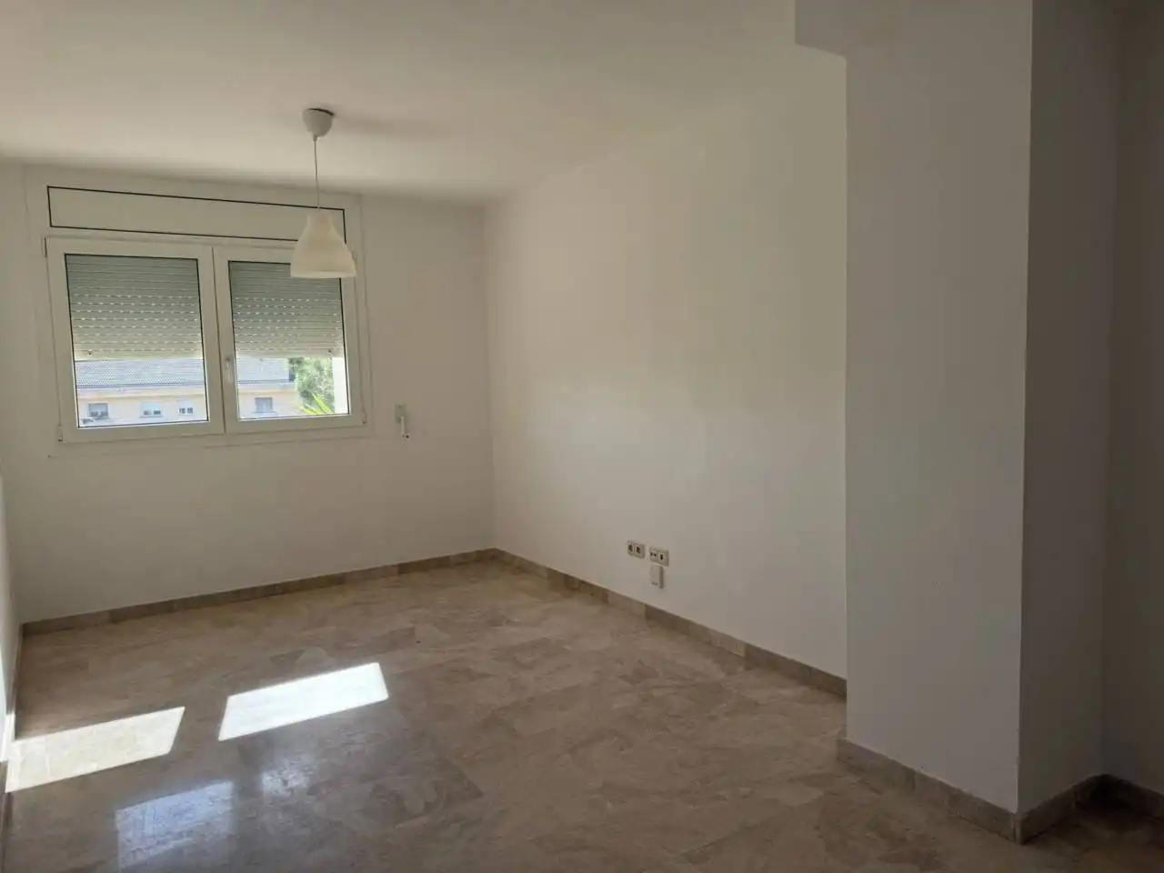 Flat for sale in Manresa  with Air Conditioner, Heating and Alarm