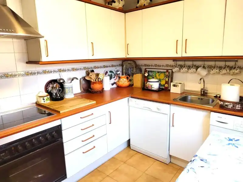 Kitchen of Houses for sale in Miraflores de la Sierra  with Air Conditioner, Heating and Terrace