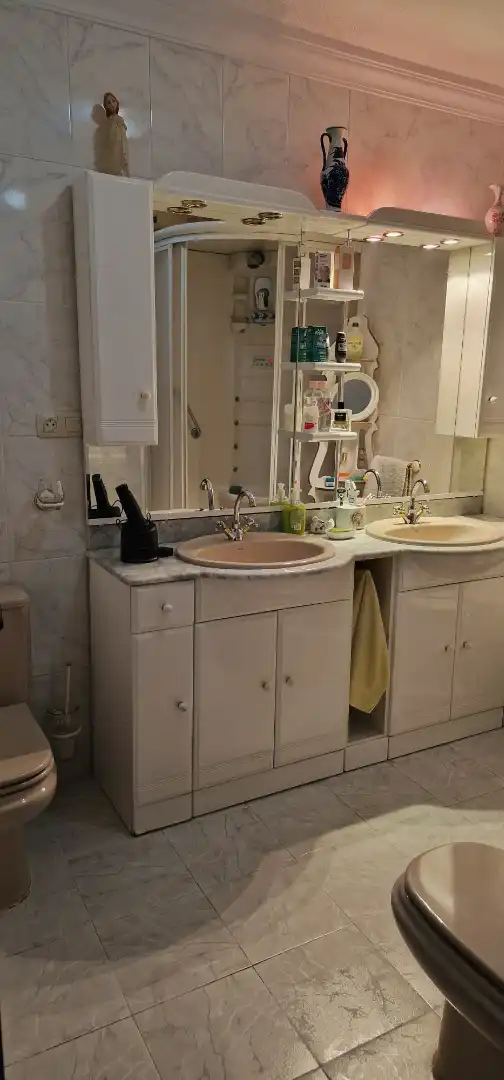 Baño de Piso en venta en El Tiemblo  con Aire acondicionado, Calefacción y Amueblado