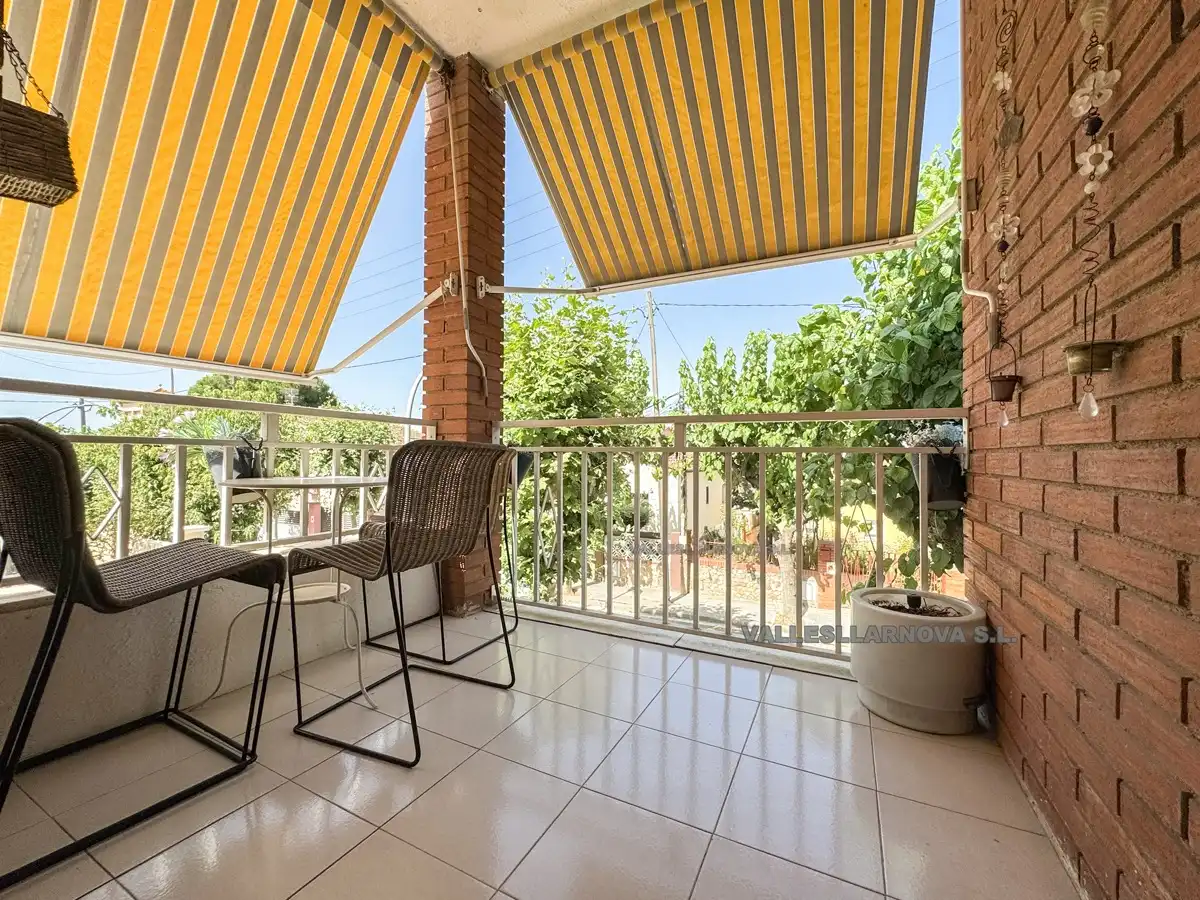 Terraza de Casa adosada en venta en Parets del Vallès con Jardín privado y Terraza