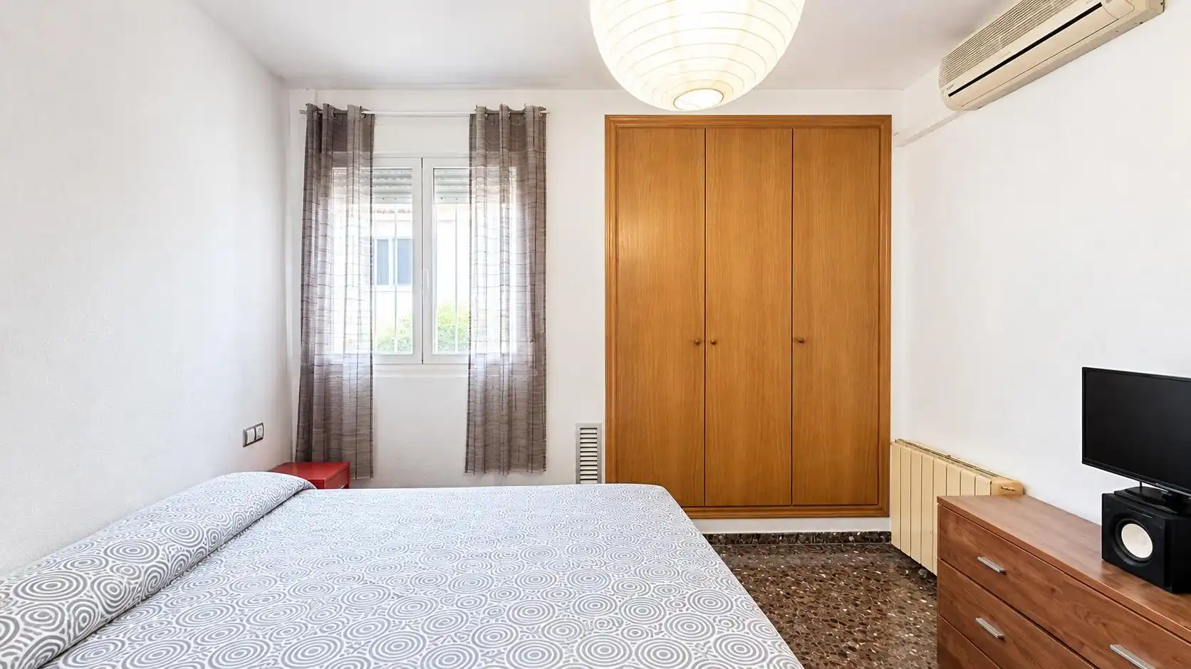 Bedroom of Flat for sale in Carlet, Valencia