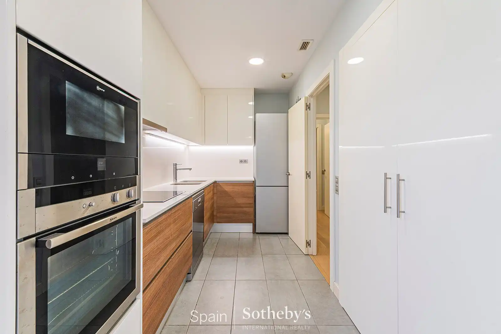 Cocina de Apartamento en venta en Barcelona con Aire acondicionado, Calefacción y Terraza