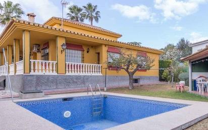 Exterior view of House or chalet for sale in Málaga Capital  with Air Conditioner, Terrace and Swimming Pool