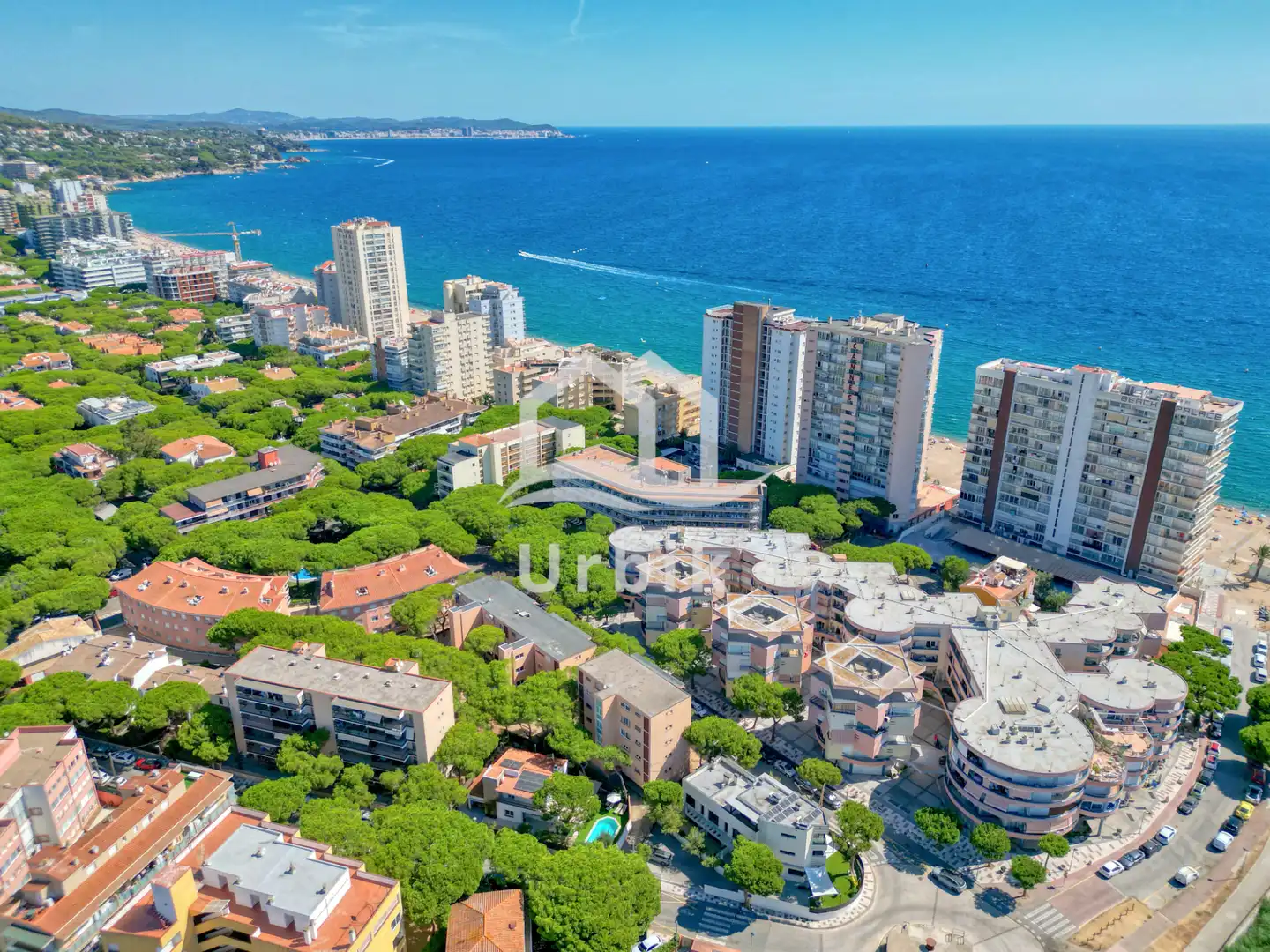 Außenansicht von Einfamilien-Reihenhaus zum Verkauf in Castell d'Aro, Platja d'Aro i s'Agaró mit Klimaanlage, Heizung und Terrasse