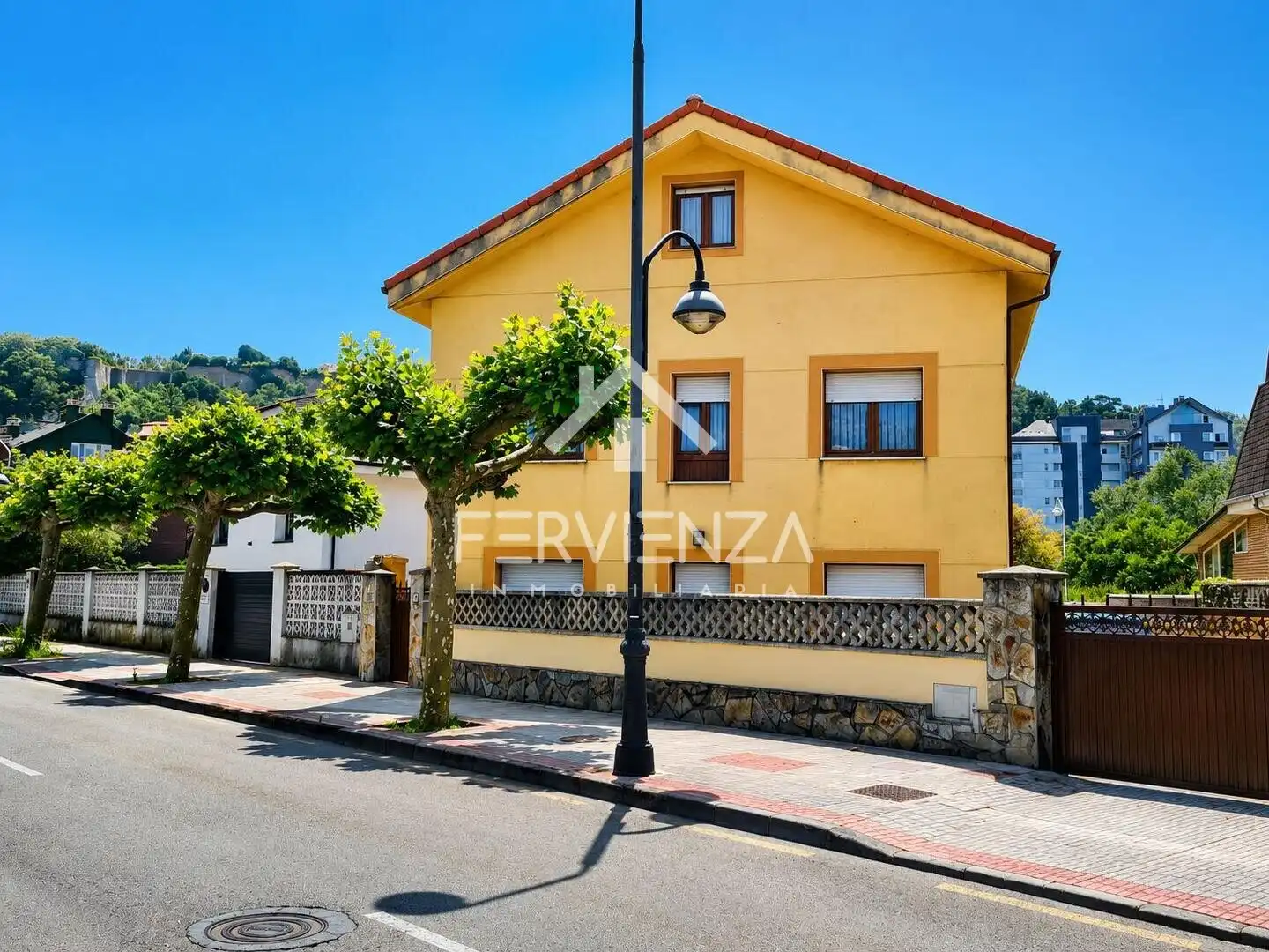 Vista exterior de Casa o chalet en venta en Castrillón