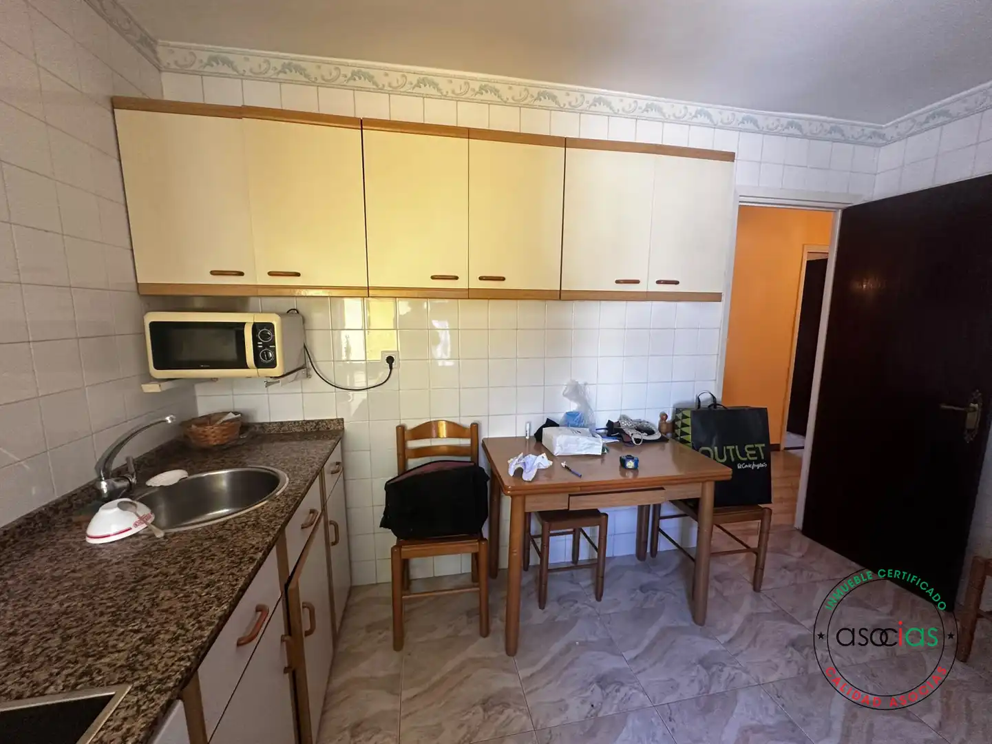 Cuina de Pis en venda en Gijón  amb Calefacció i Parquet