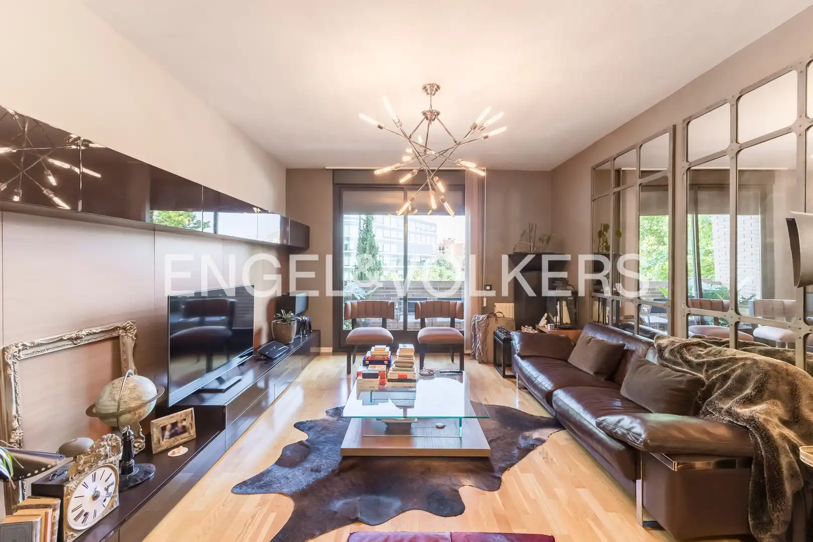 Vista exterior de Piso en venta en Madrid con Calefacción, Parquet y Terraza