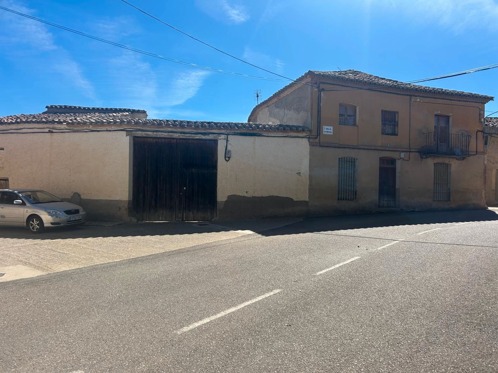 Vista exterior de Casa o xalet en venda en Villalonso amb Jardí privat, Terrassa i Traster