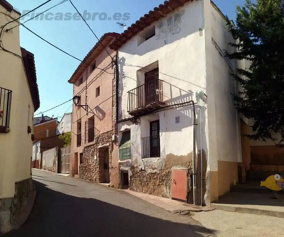 Vista exterior de Residencial en venta en Torrellas