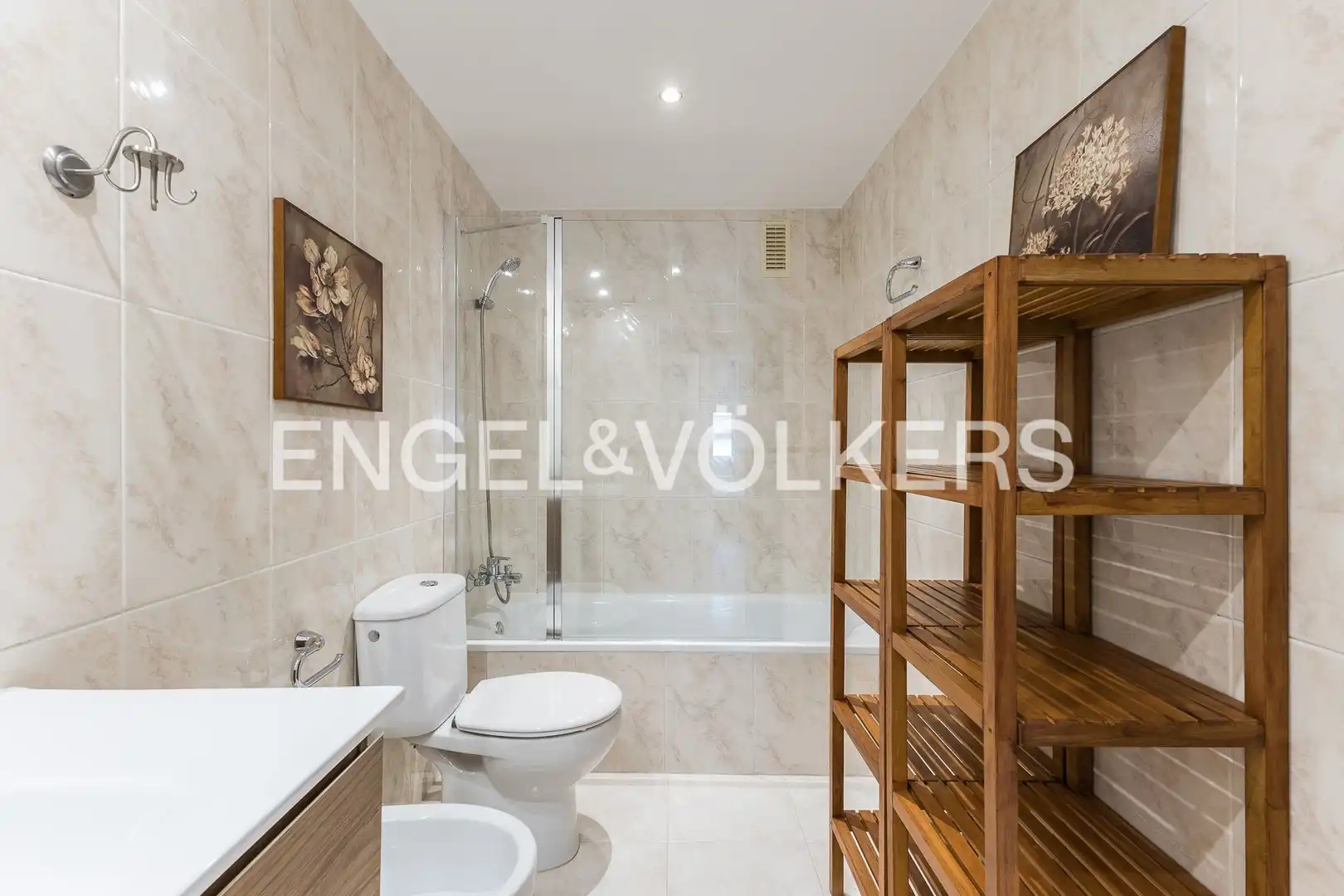 Baño de Piso en venta en Martorell con Calefacción