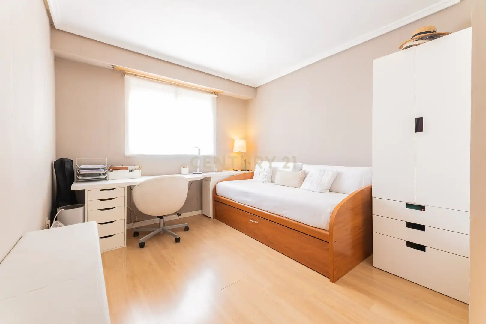 Habitación de Piso en venta en Valencia con Aire acondicionado, Trastero y Balcón