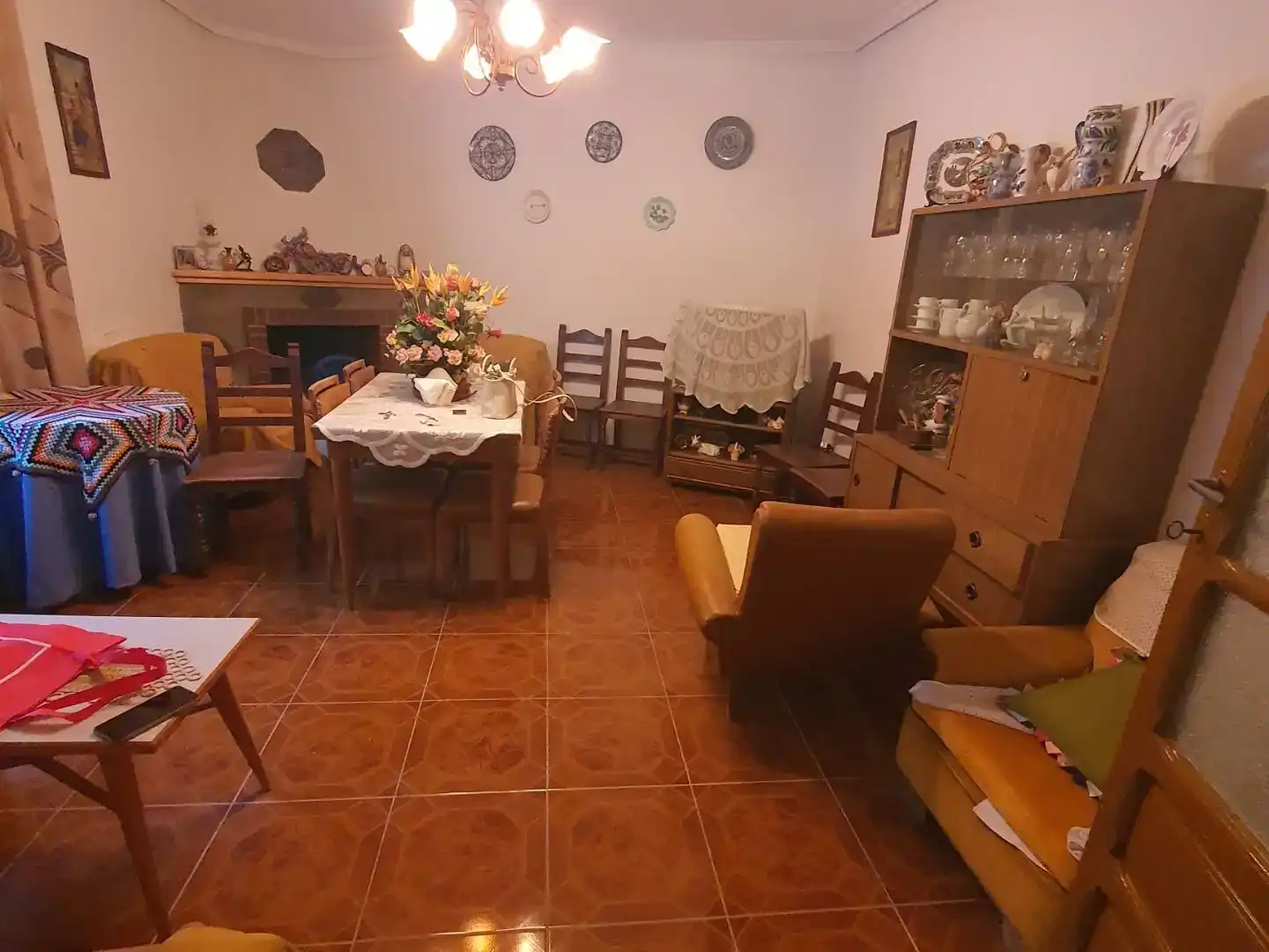 Menjador de Casa o xalet en venda en Elche de la Sierra