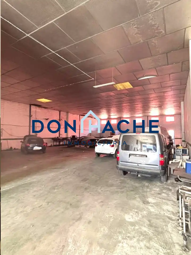 Nau industrial en venda a Oeste