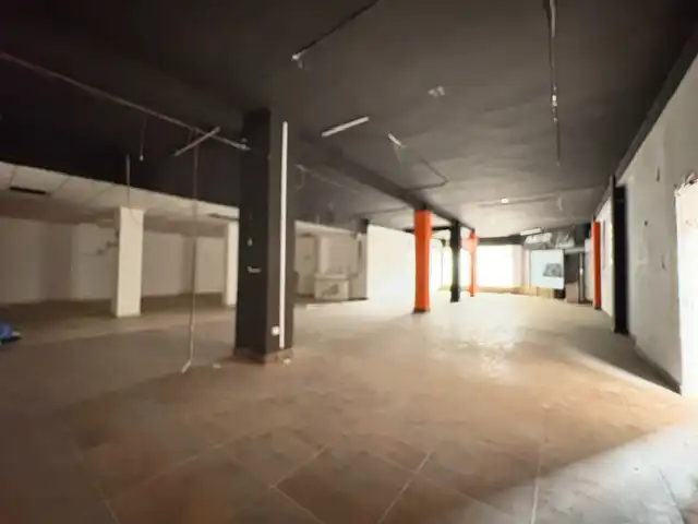 Gewerbefläche zum Verkauf in Passeig de Morella, imagen 12