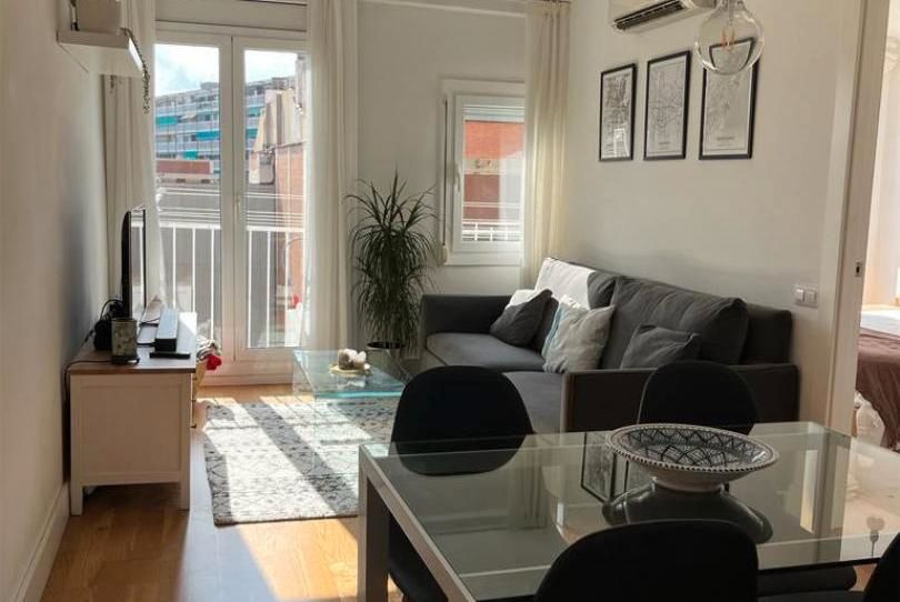 Living room of Flat for sale in  Barcelona Capital  with Air Conditioner, Heating and Furnished