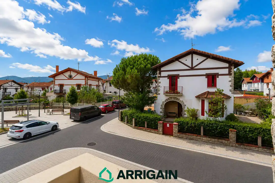 Vista exterior de Casa o chalet en venta en Irun  con Calefacción, Jardín privado y Terraza
