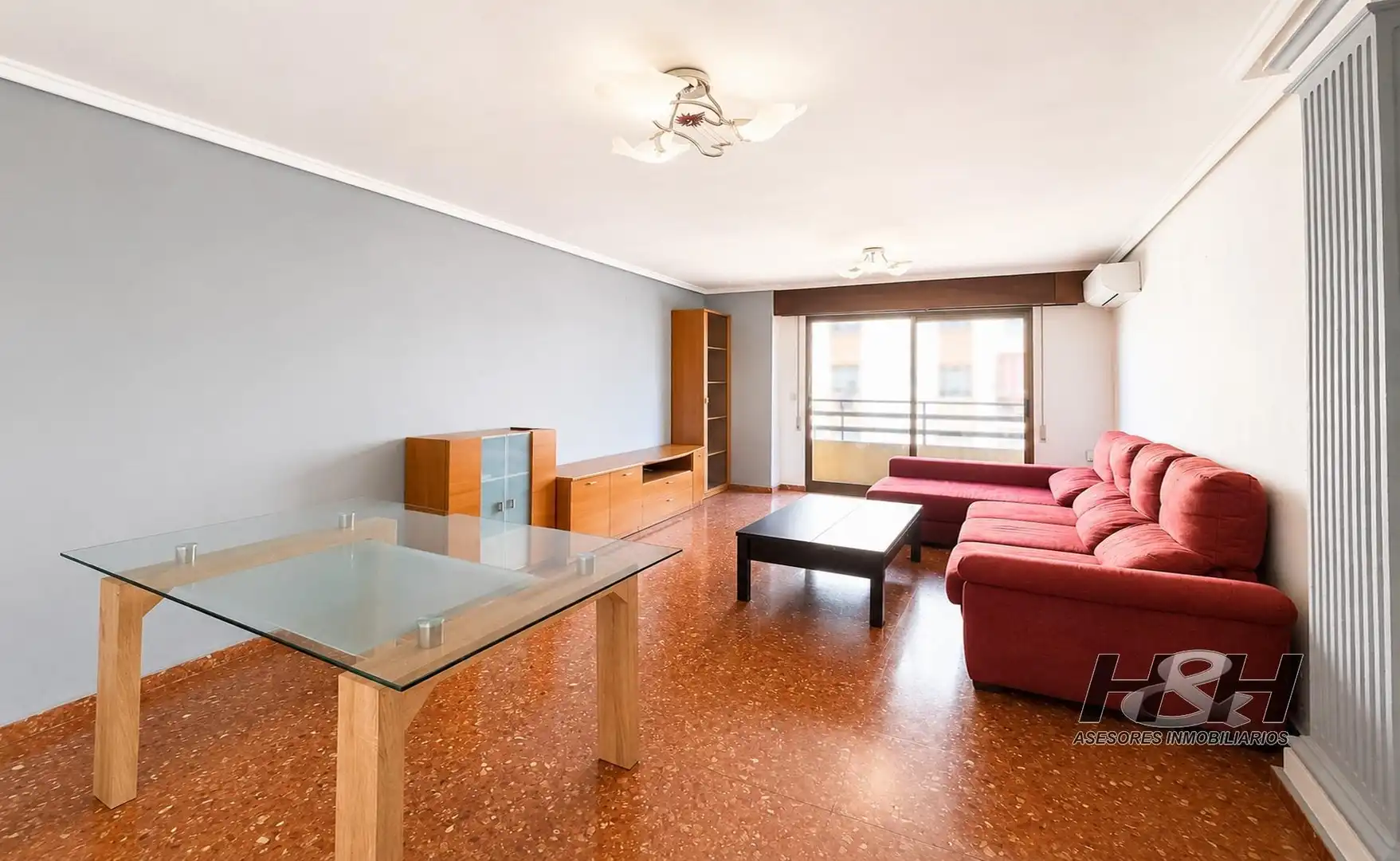 Living room of Flat for sale in Burjassot  with Air Conditioner, Heating and Balcony