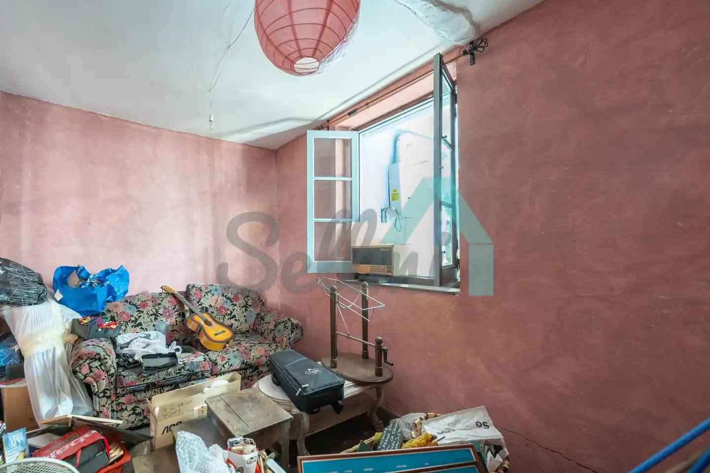 Schlafzimmer von Gebäude zum Verkauf in Nava