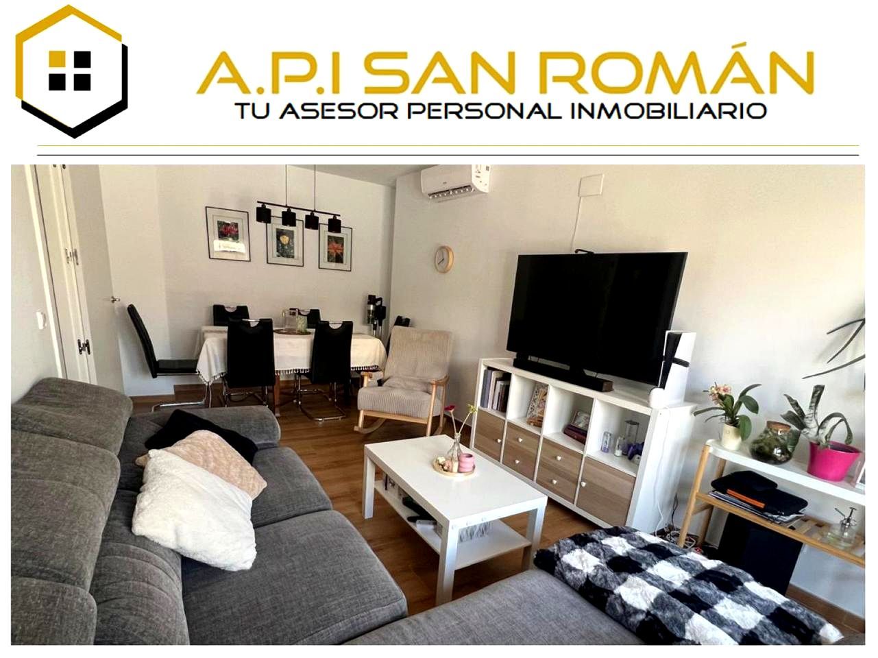 Living room of Single-family semi-detached for sale in Corpa  with Air Conditioner, Private garden and Balcony