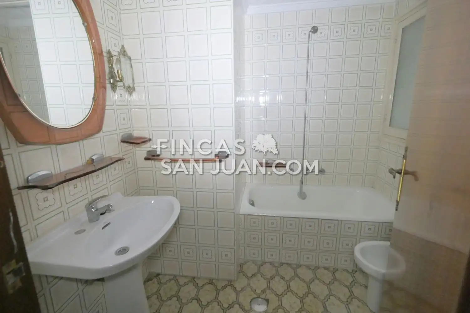 Baño de Piso en venta en Sant Joan d'Alacant con Terraza