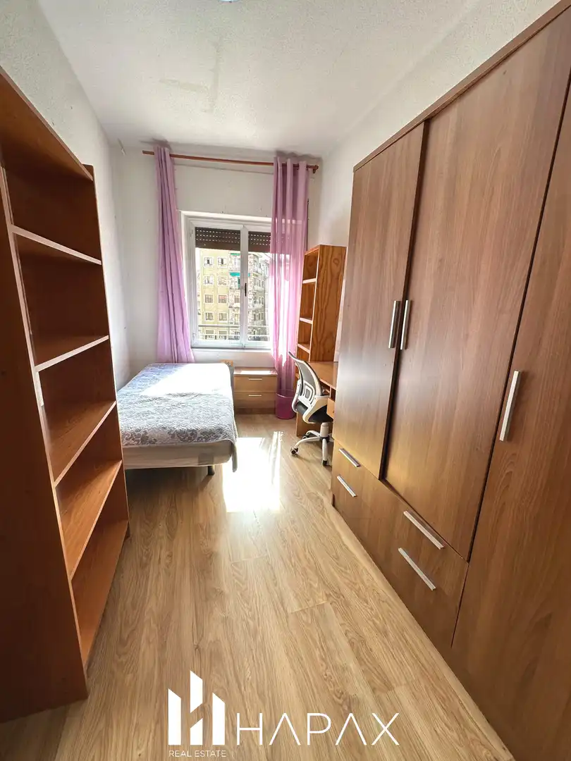 Bedroom of Flat for sale in Salamanca  with Heating and Balcony
