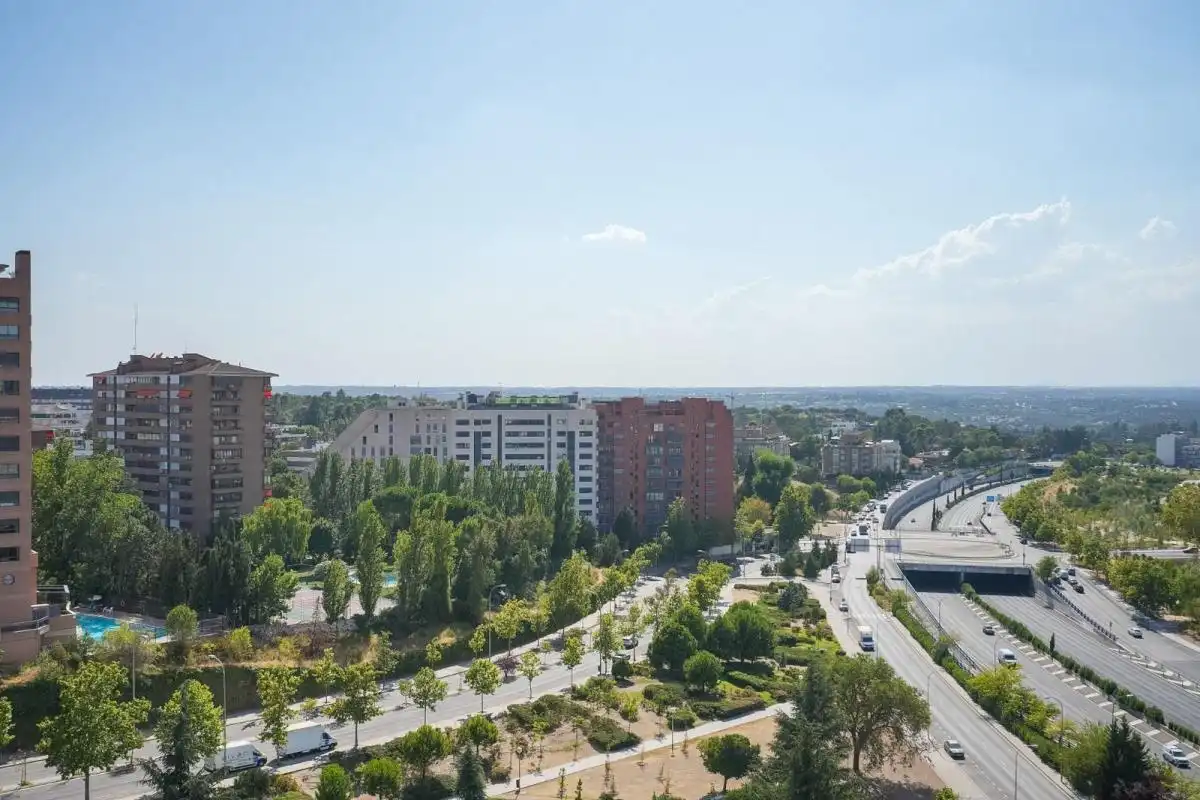 Vista exterior de Dúplex de lloguer en Madrid amb Aire condicionat, Calefacció i Terrassa