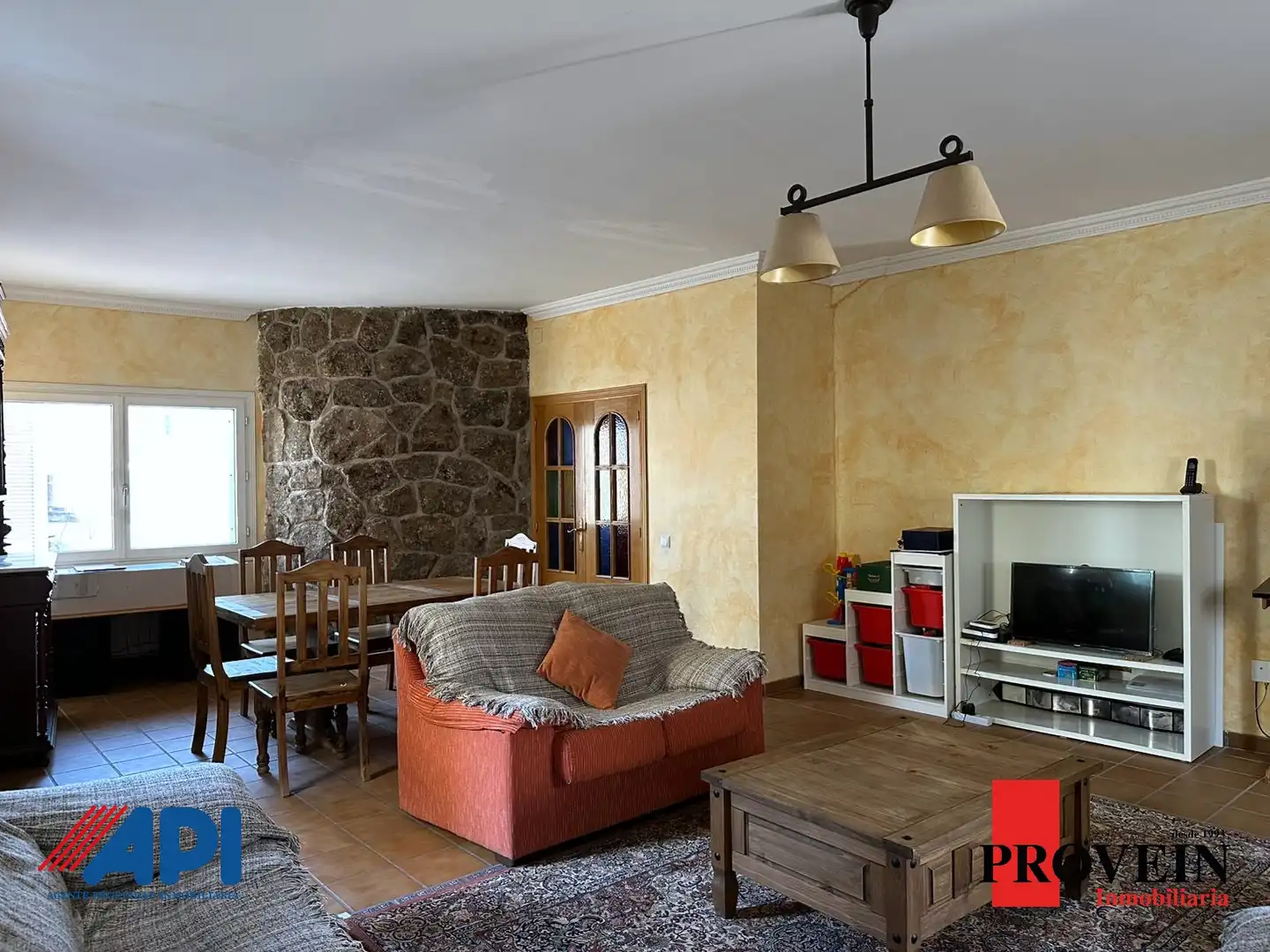 Living room of Houses for sale in Santa Cruz del Retamar  with Heating, Private garden and Parquet flooring