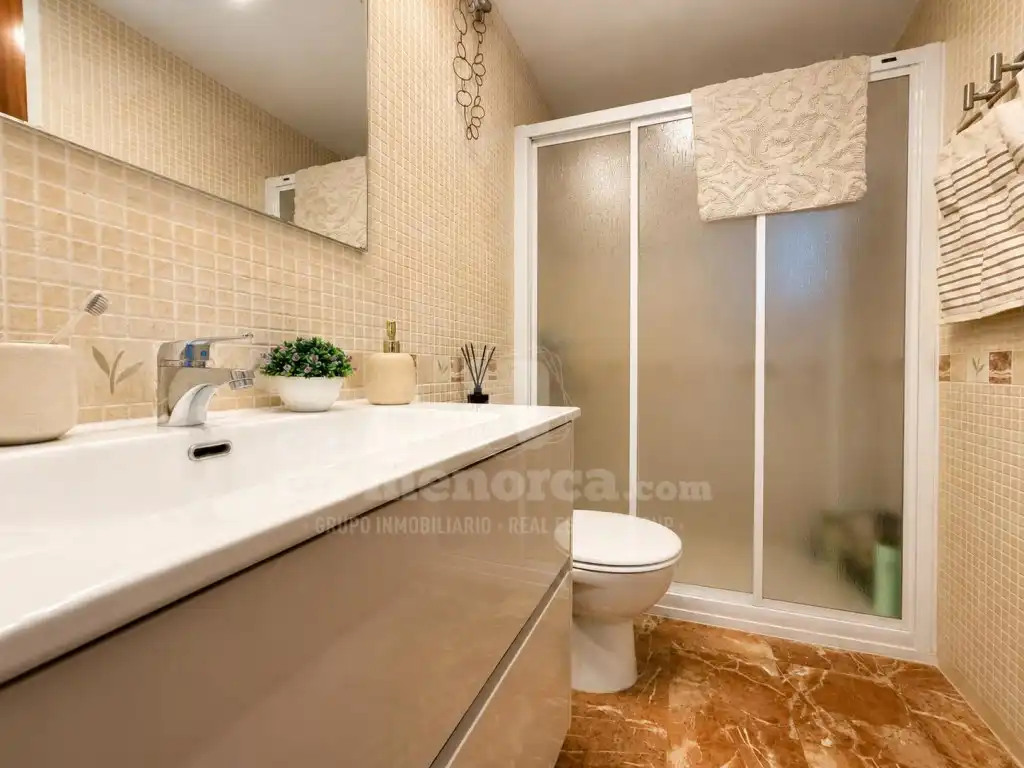 Bathroom of Flat for sale in Ciutadella de Menorca  with Air Conditioner and Terrace