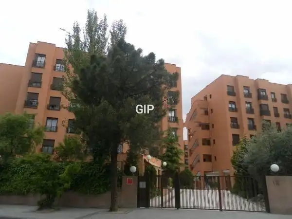 Apartments for rent in Calle de Belfast, 13, Rejas
