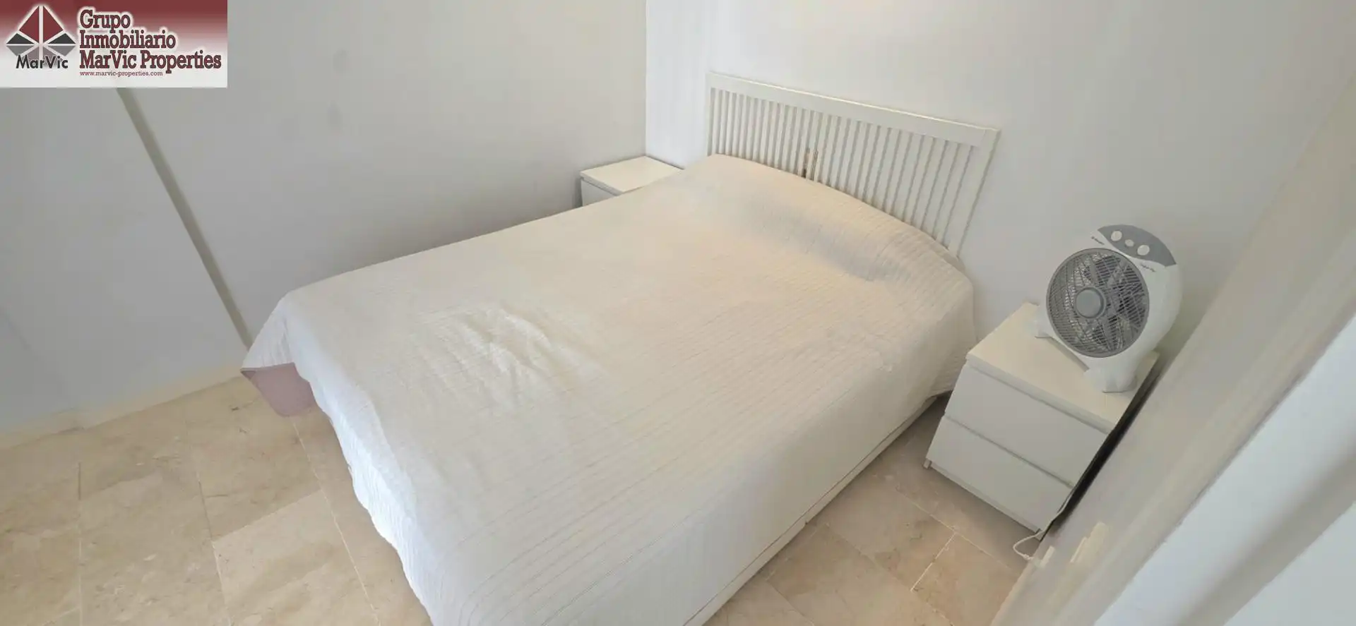 Bedroom of Flat for sale in Benidorm  with Furnished and Community pool