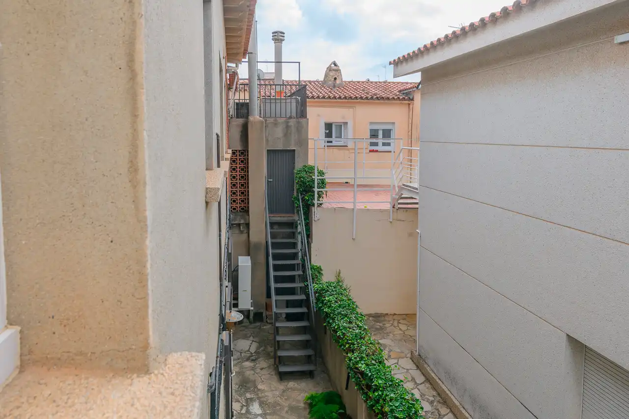 Vista exterior de Casa o xalet en venda en Gavà amb Aire condicionat, Calefacció i Terrassa