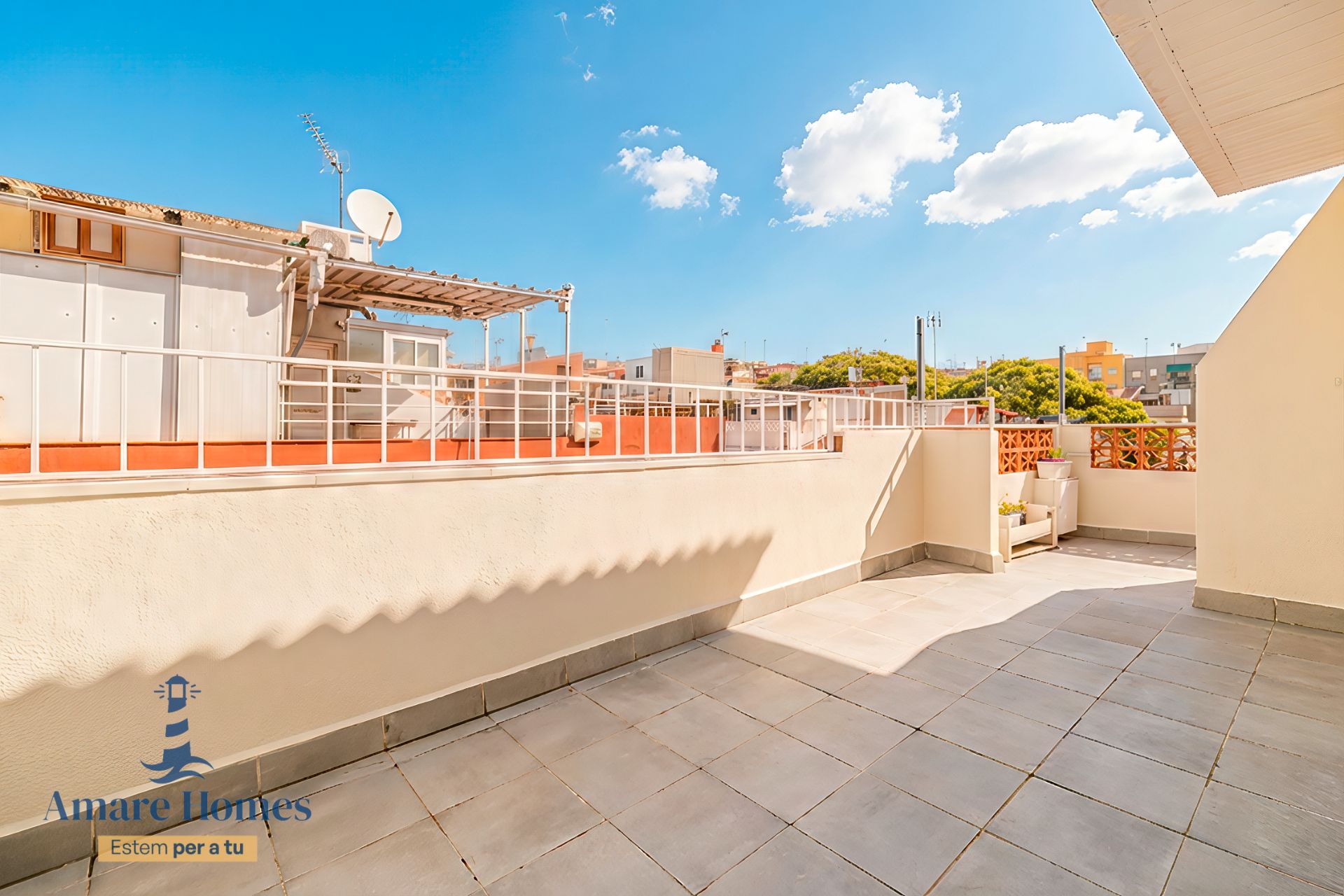 Terrace of Single-family semi-detached for sale in Gavà  with Air Conditioner, Heating and Terrace