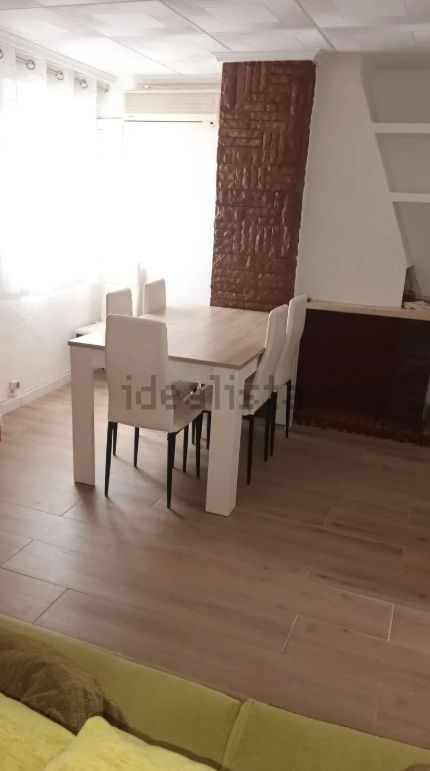 Menjador de Àtic de lloguer en Alaquàs amb Aire condicionat, Terrassa i Traster