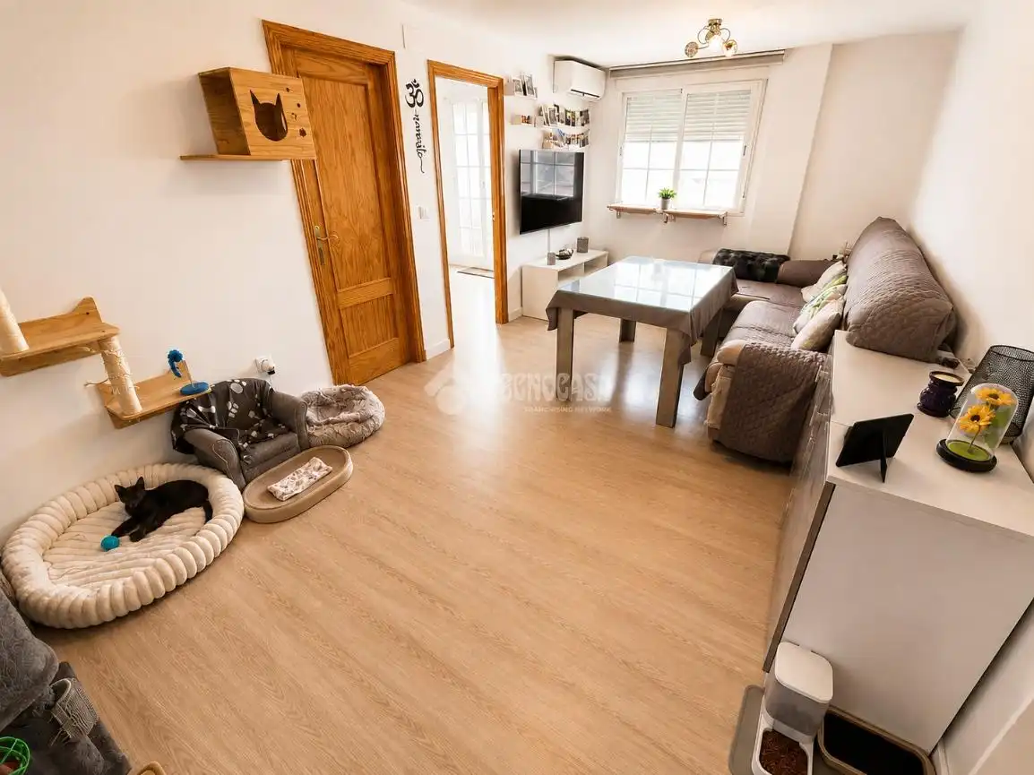 Sala de estar de Piso en venta en Armilla con Aire acondicionado, Parquet y Terraza