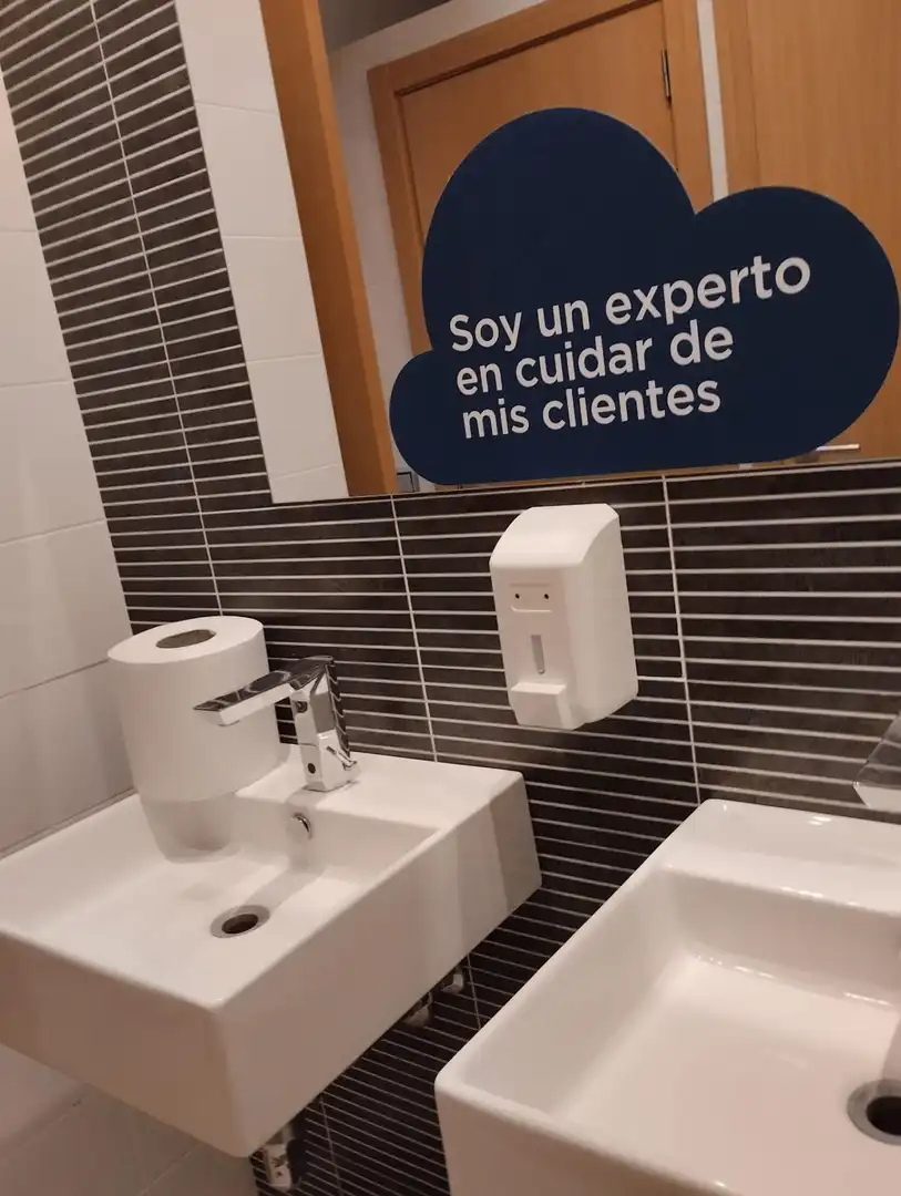 Bany de Oficina de lloguer en  Palma de Mallorca amb Aire condicionat i Calefacció