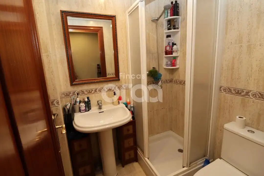 Baño de Piso en venta en Portugalete con Calefacción y Trastero