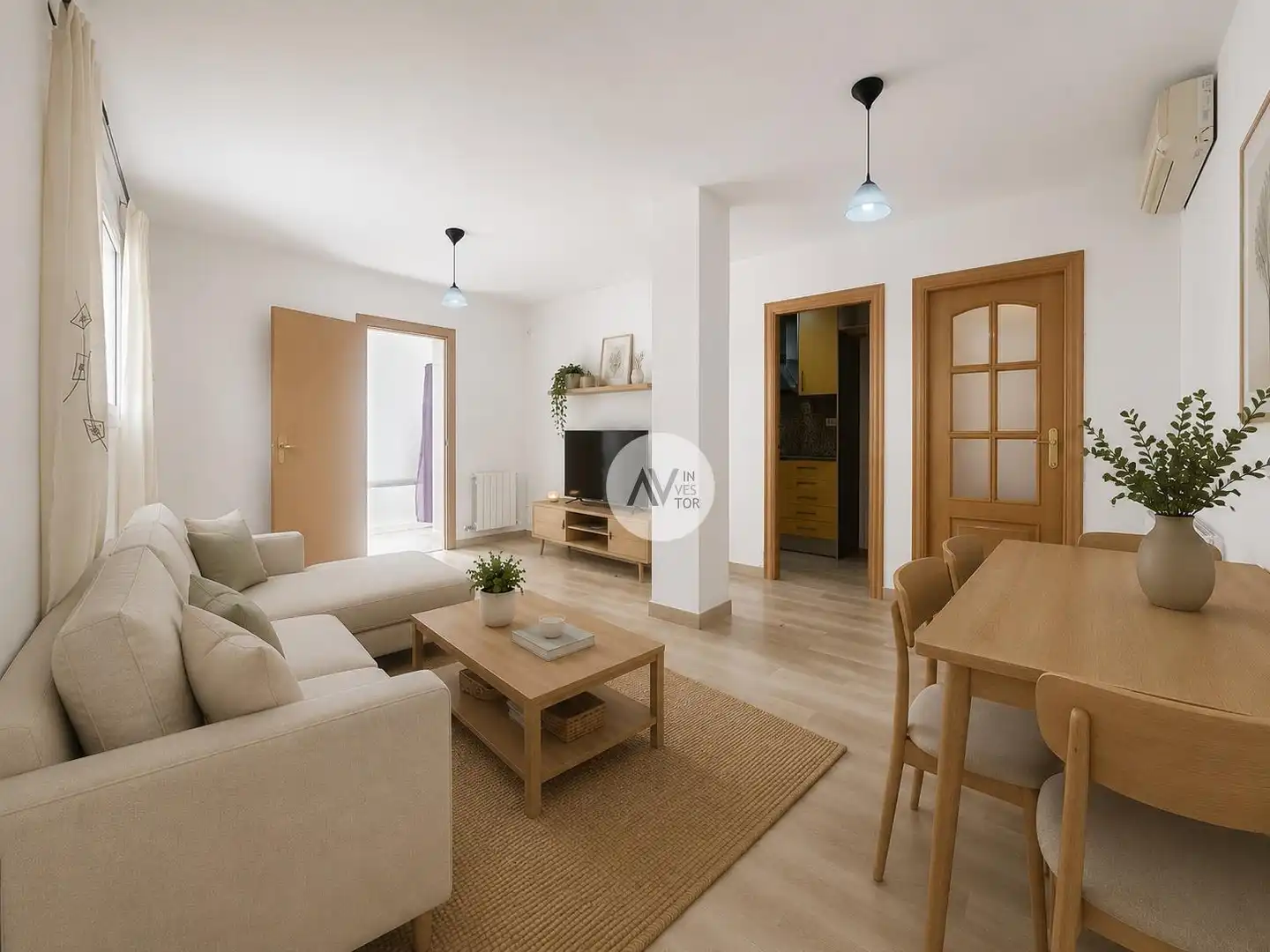 Living room of Ground floor for sale in Cornellà de Llobregat  with Air Conditioner, Heating and Terrace