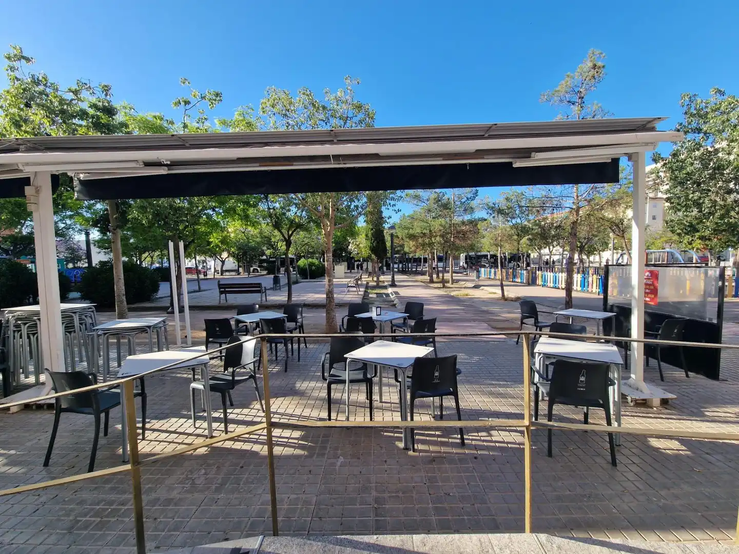 Terrasse von Geschaftsraum zur Miete in Elche / Elx mit Klimaanlage und Möbliert