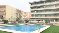 Piscina de Pis en venda en Cambrils amb Aire condicionat, Terrassa i Moblat