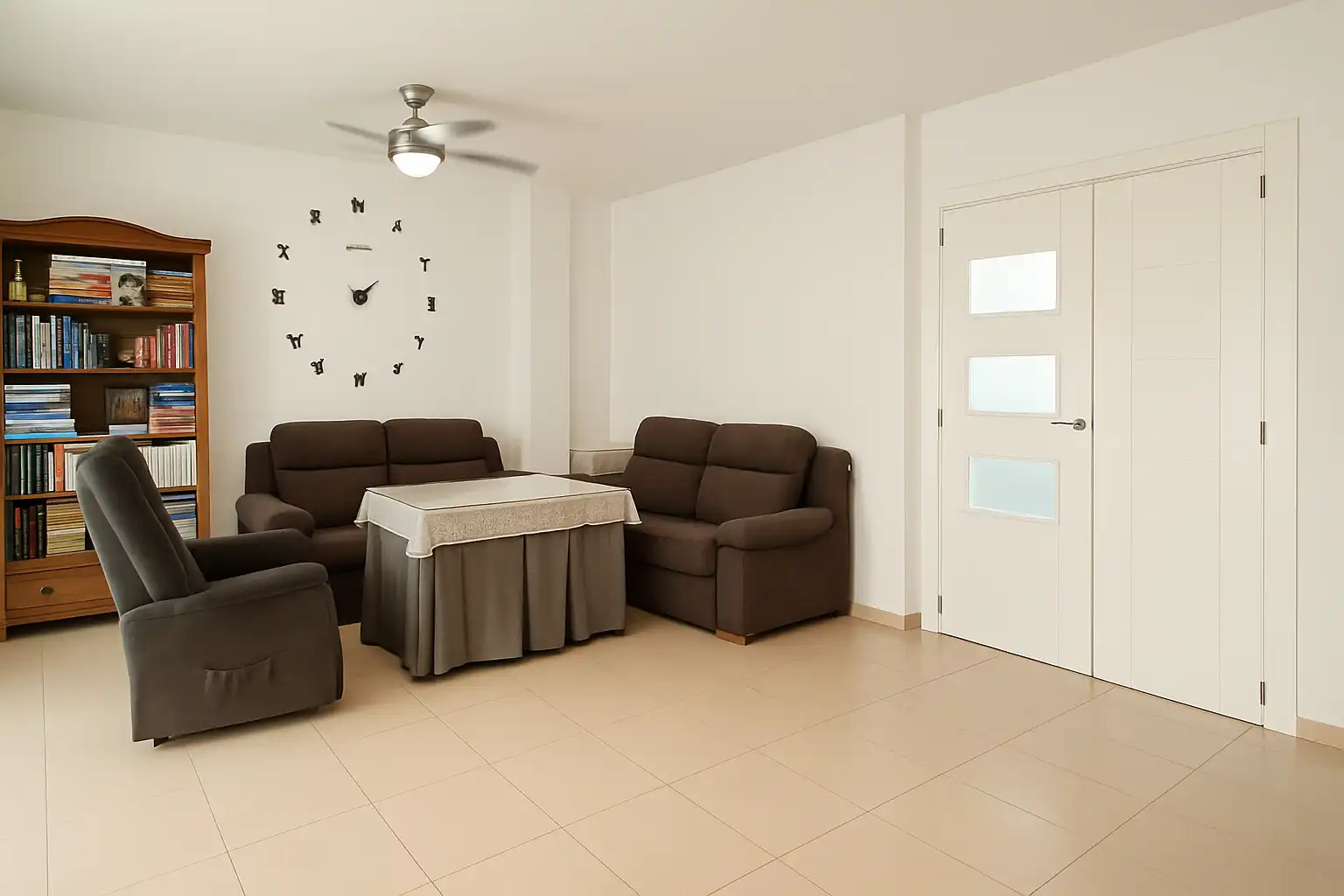 Sala de estar de Casa adosada en venta en Málaga con Jardín privado, Terraza y Balcón