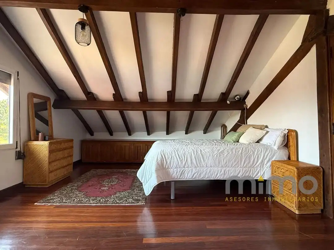 Habitación de Dúplex en venta en Errenteria con Calefacción, Trastero y Balcón
