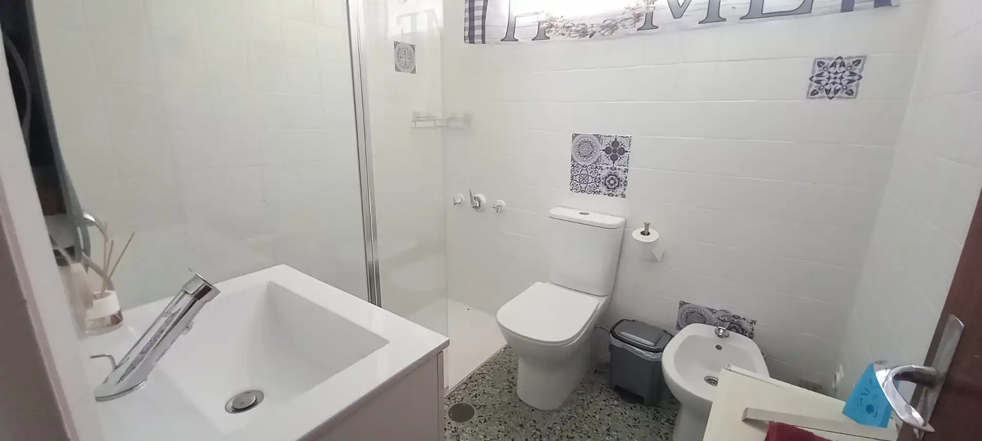 Bany de Apartament en venda en Roses amb Jardí privat