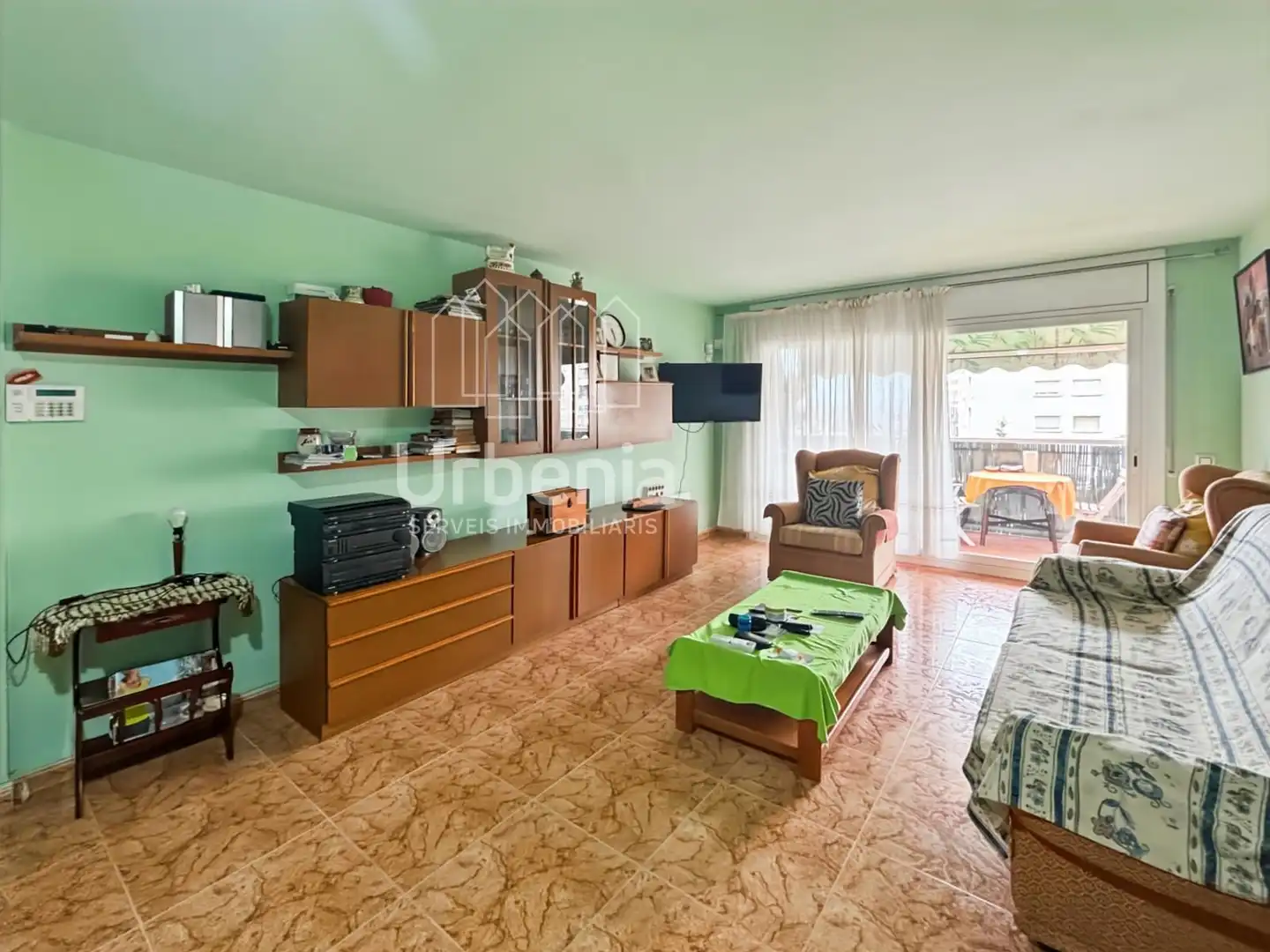 Sala d'estar de Pis en venda en Calella amb Terrassa i Moblat