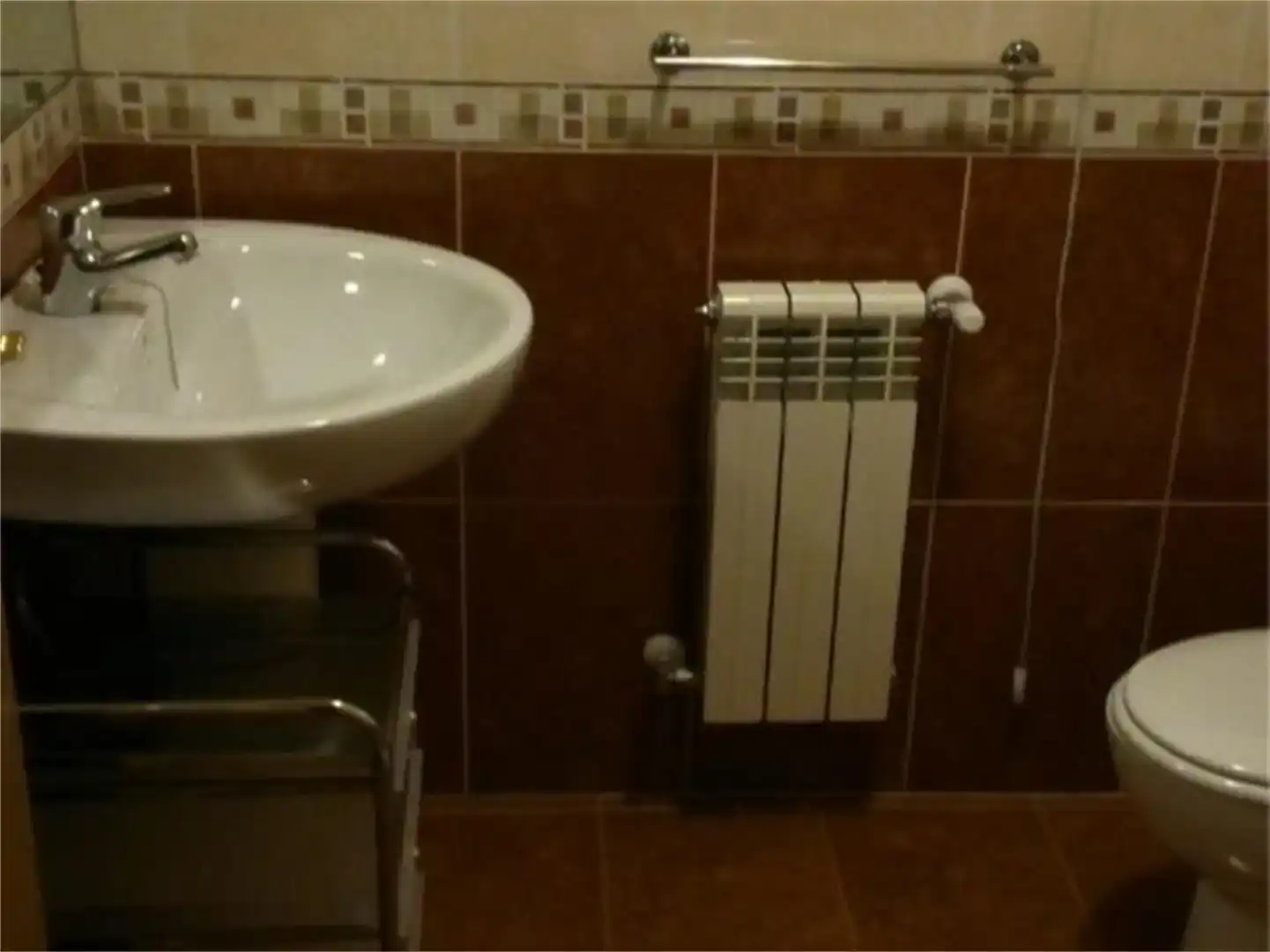 Bany de Pis en venda en Piedrahíta amb Parquet, Moblat i Balcó