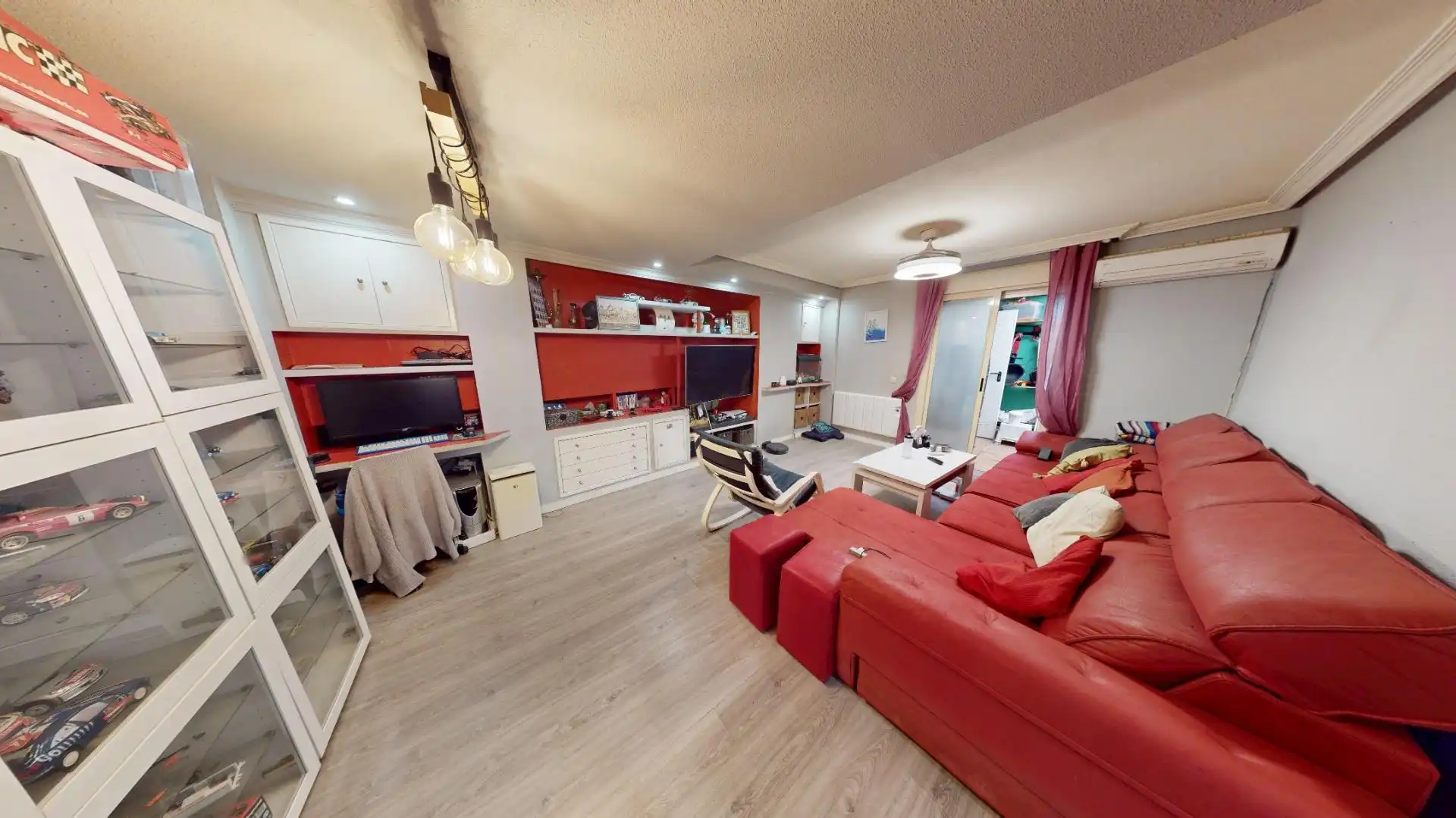 Wohnzimmer von Wohnung zum Verkauf in El Molar (Madrid) mit Klimaanlage, Heizung und Privatgarten