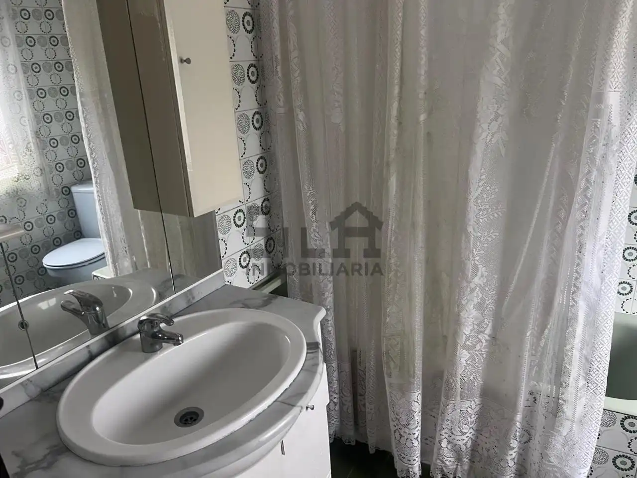 Bany de Casa o xalet en venda en Lobeira amb Jardí privat