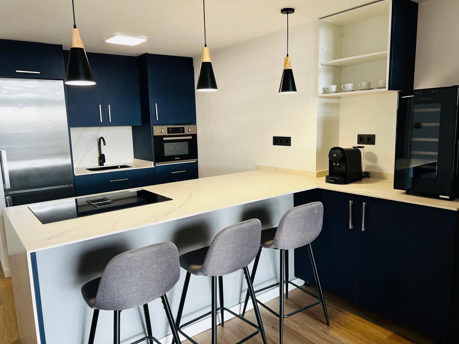 Kitchen of Duplex to rent in Xirivella  with Air Conditioner and Furnished