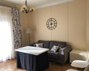 Sala d'estar de Pis de lloguer en  Granada Capital amb Calefacció i Terrassa