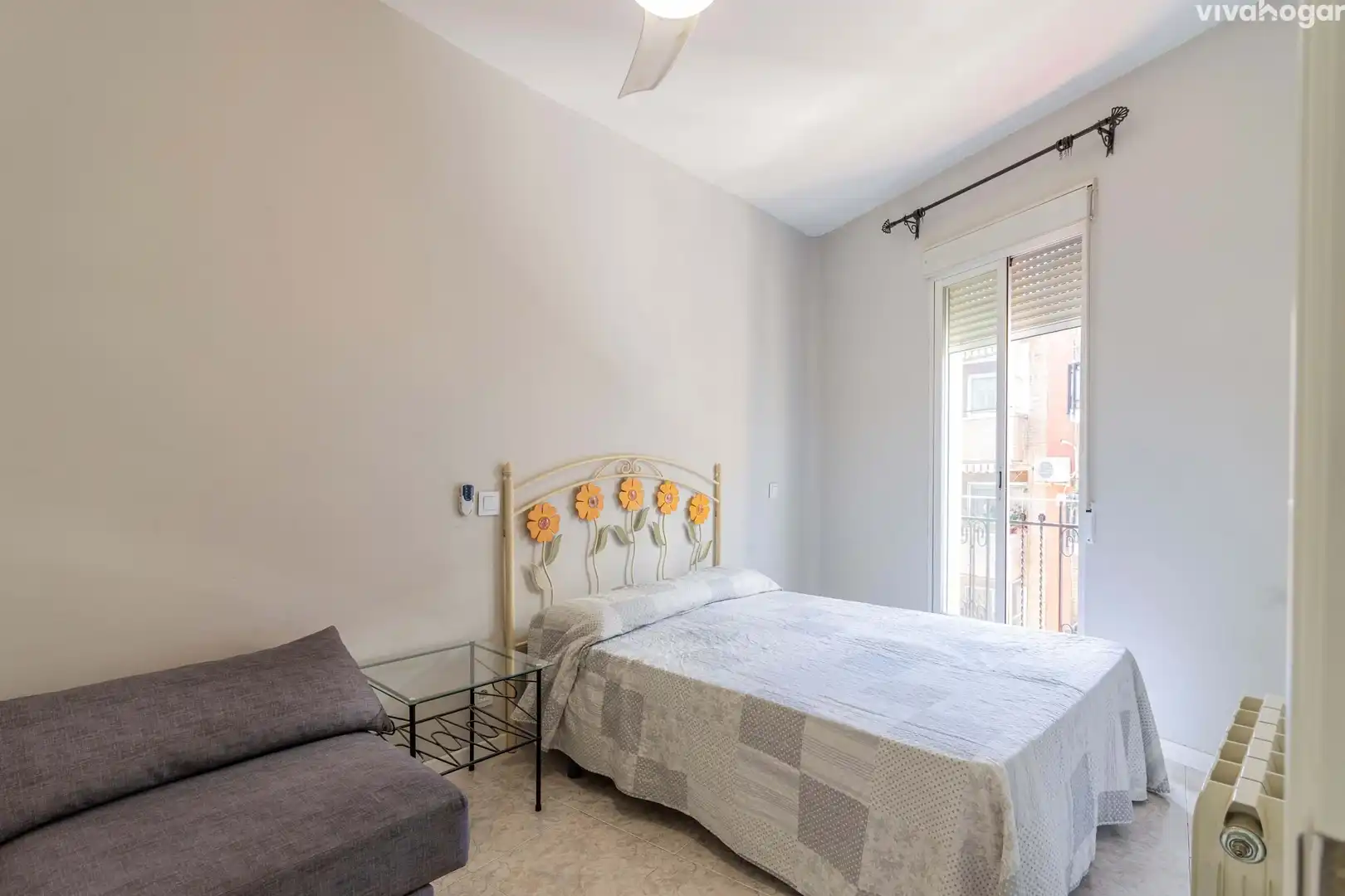 Flat with terrace for sale in Vicente Espinel